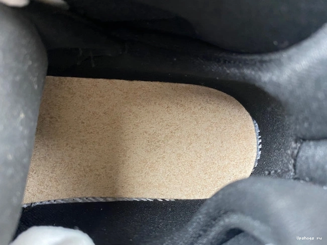 Retro Jordan  CDP Bunny Bugs 8  305381-103 0423